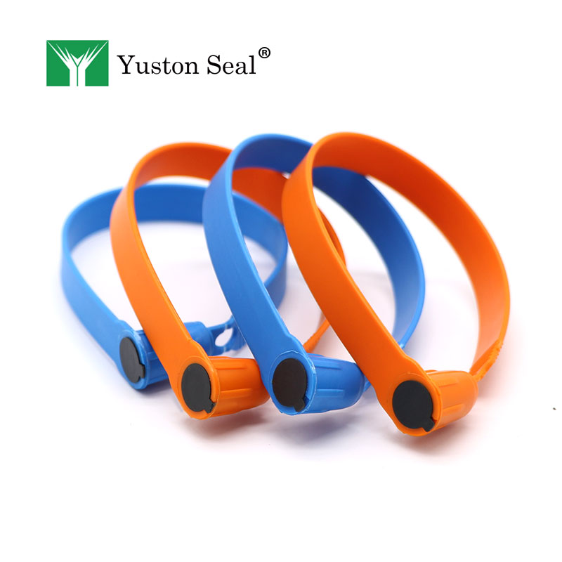 Plastic Seal Trucks